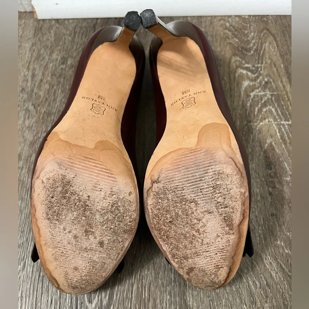 Ann Taylor Burgundy Leather Heels Size 8 - Picture 15 of 15